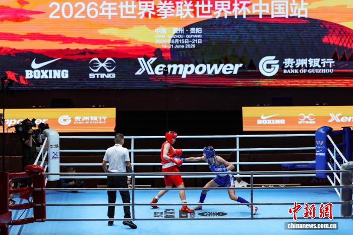 深入解析：最新足球赛事战术与球员表现 - 九游fengchen